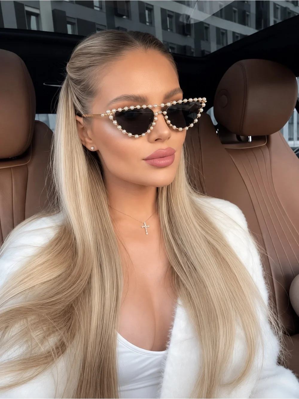 NWT • Gucci Pearl-Trim Cat Eye Sunglasses